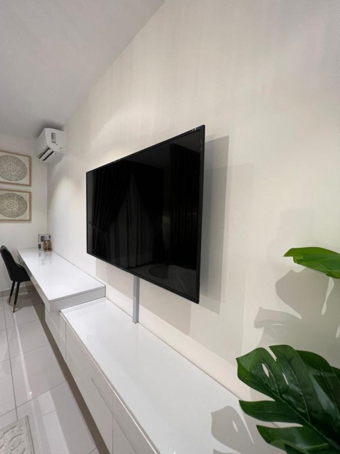 The Lennox Luxury Apartment อักกรา ภายนอก รูปภาพ