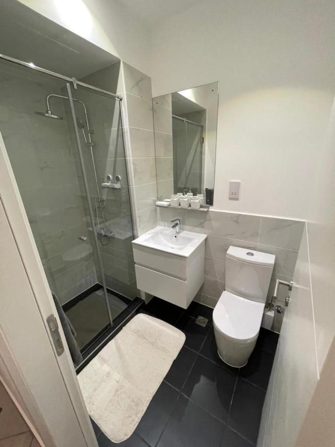 The Lennox Luxury Apartment อักกรา ภายนอก รูปภาพ