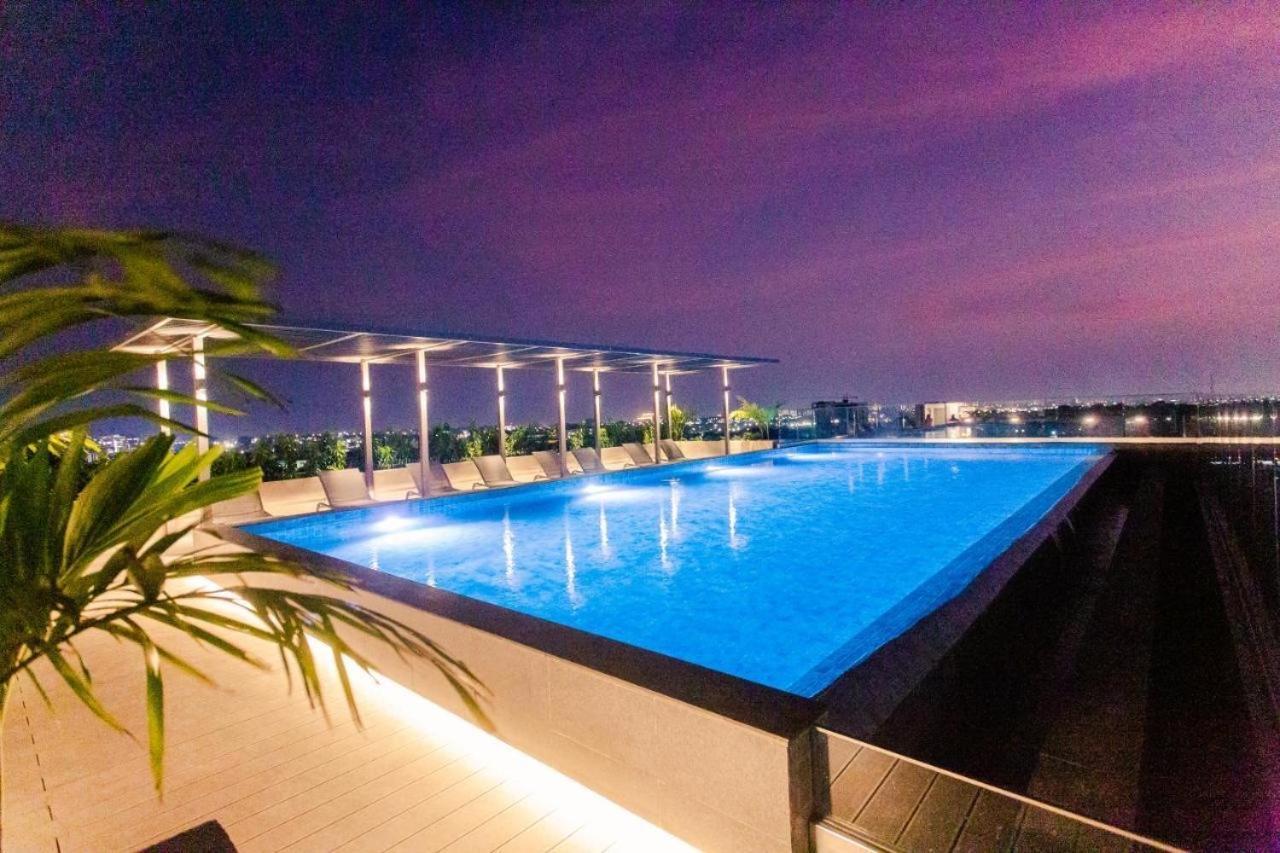 The Lennox Luxury Apartment อักกรา ภายนอก รูปภาพ
