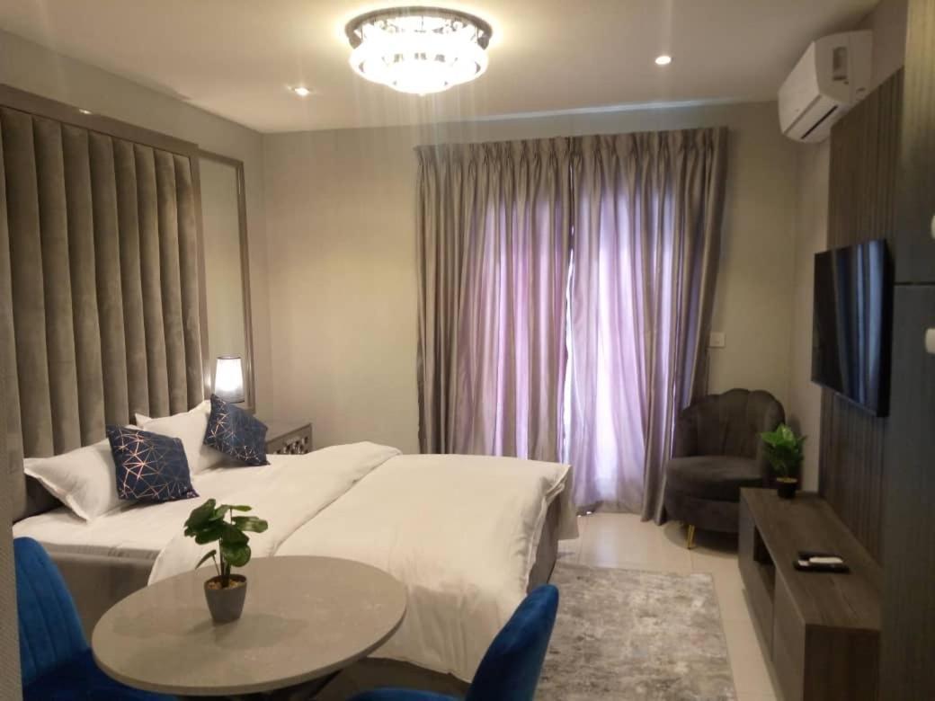 The Lennox Luxury Apartment อักกรา ภายนอก รูปภาพ